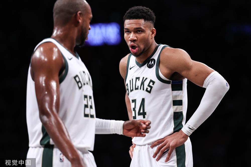 他的动作总 他的动作总